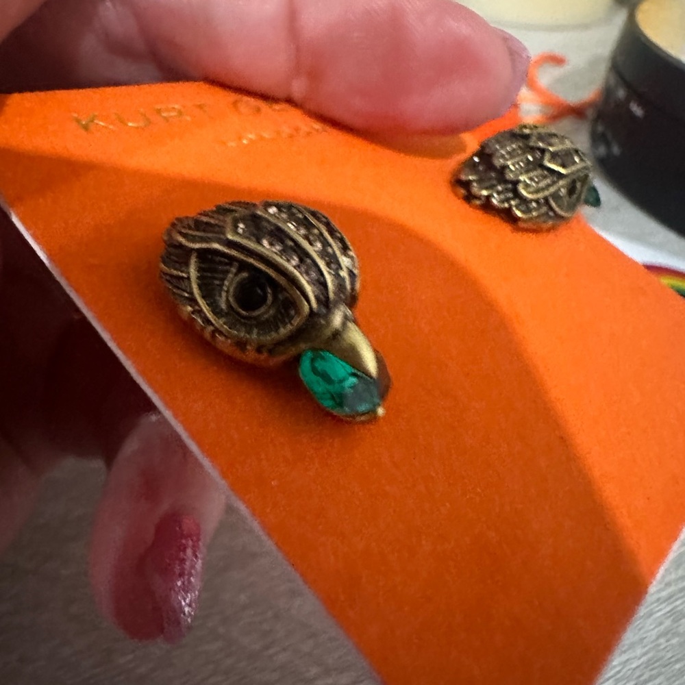 Kurt Geiger Gold and Green Jewelry - Picture 3 of 4